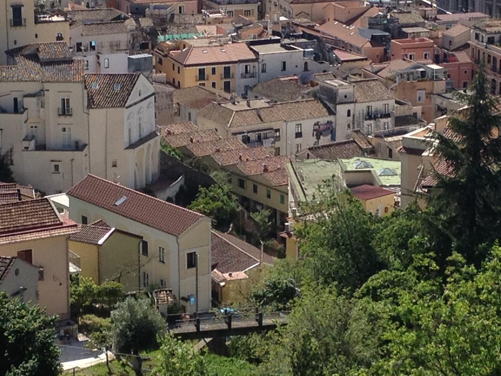 Fronte Al Porto Appartement Salerno Buitenkant foto