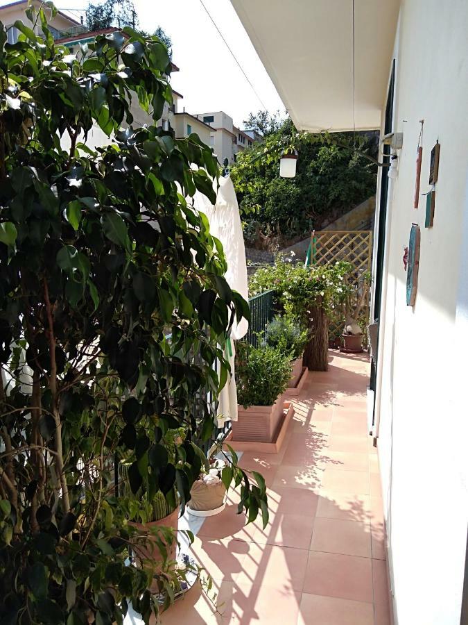 Fronte Al Porto Appartement Salerno Buitenkant foto