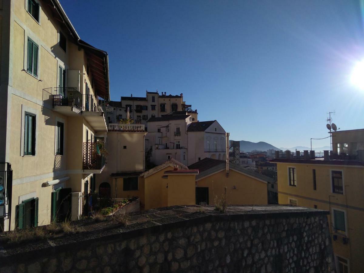 Fronte Al Porto Appartement Salerno Buitenkant foto