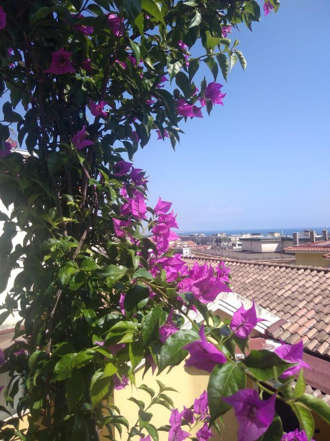 Fronte Al Porto Appartement Salerno Buitenkant foto