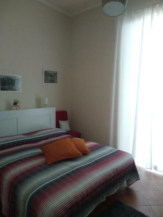 Fronte Al Porto Appartement Salerno Buitenkant foto